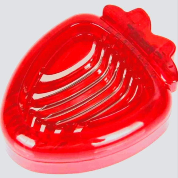 Strawberry Slicer - Picture 1 of 8